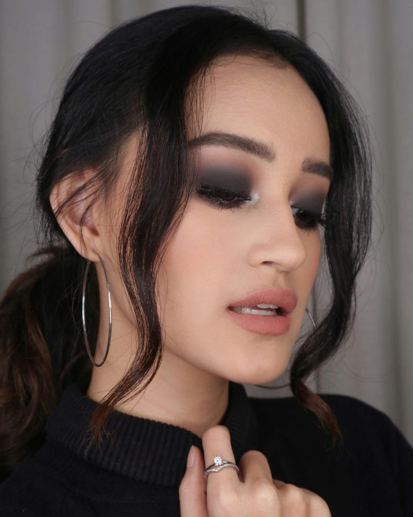 Beauty Vlogger Muda Nadya Aqilla