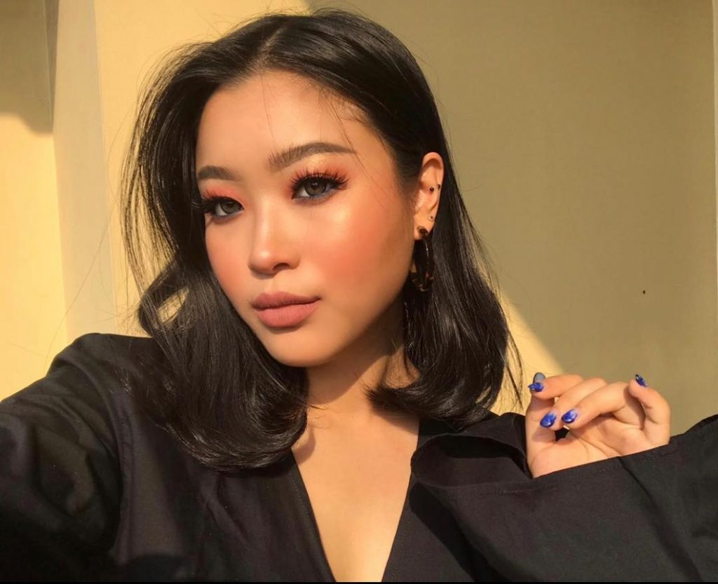 Beauty Vlogger Populer Cindercella
