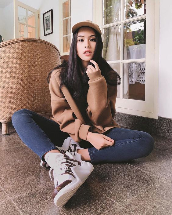 Indonesia Youth Influencer Maudy Ayunda