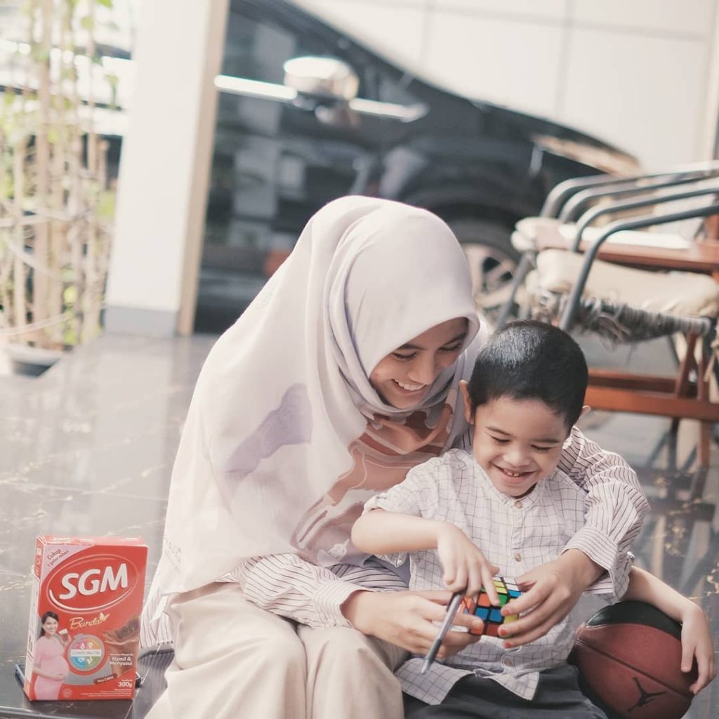 Influencer Ibu Muda Alyssa Soebandono