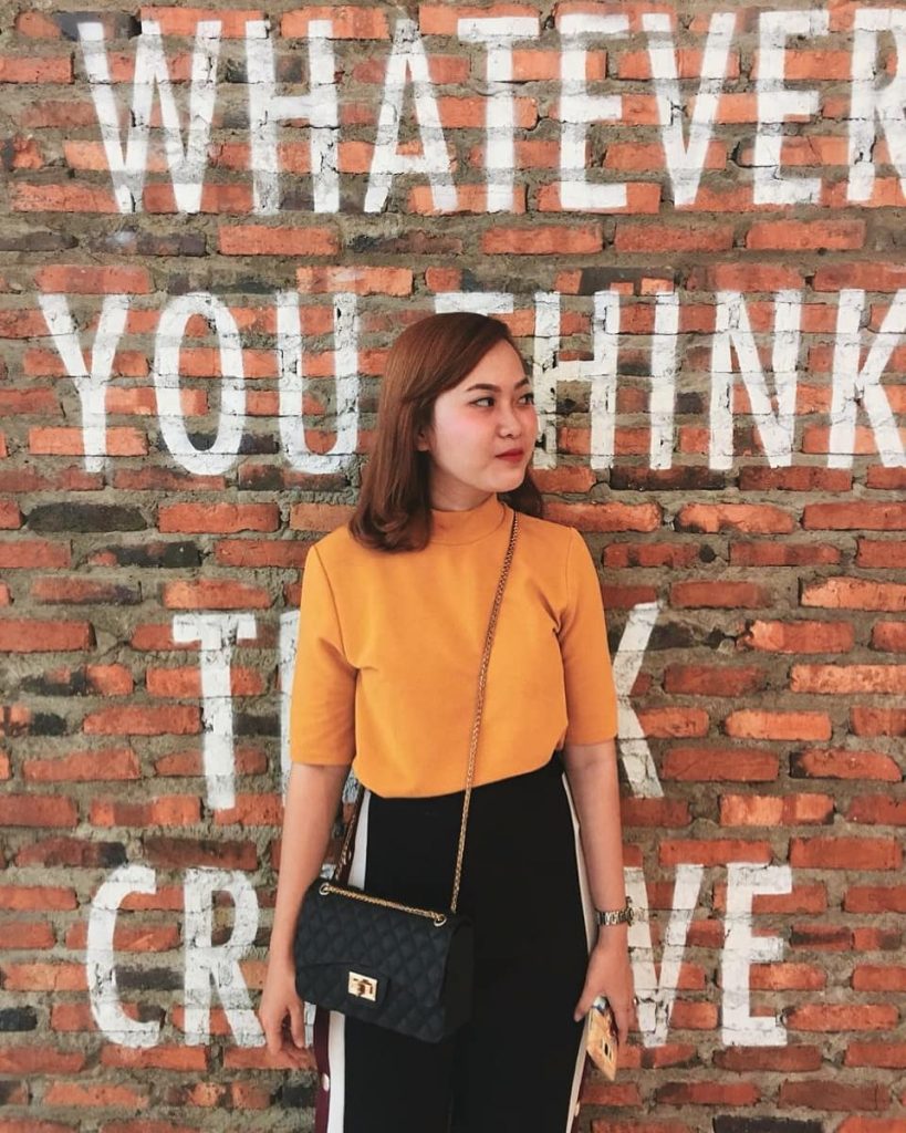 Micro Influencer Indonesia Enny Rohani