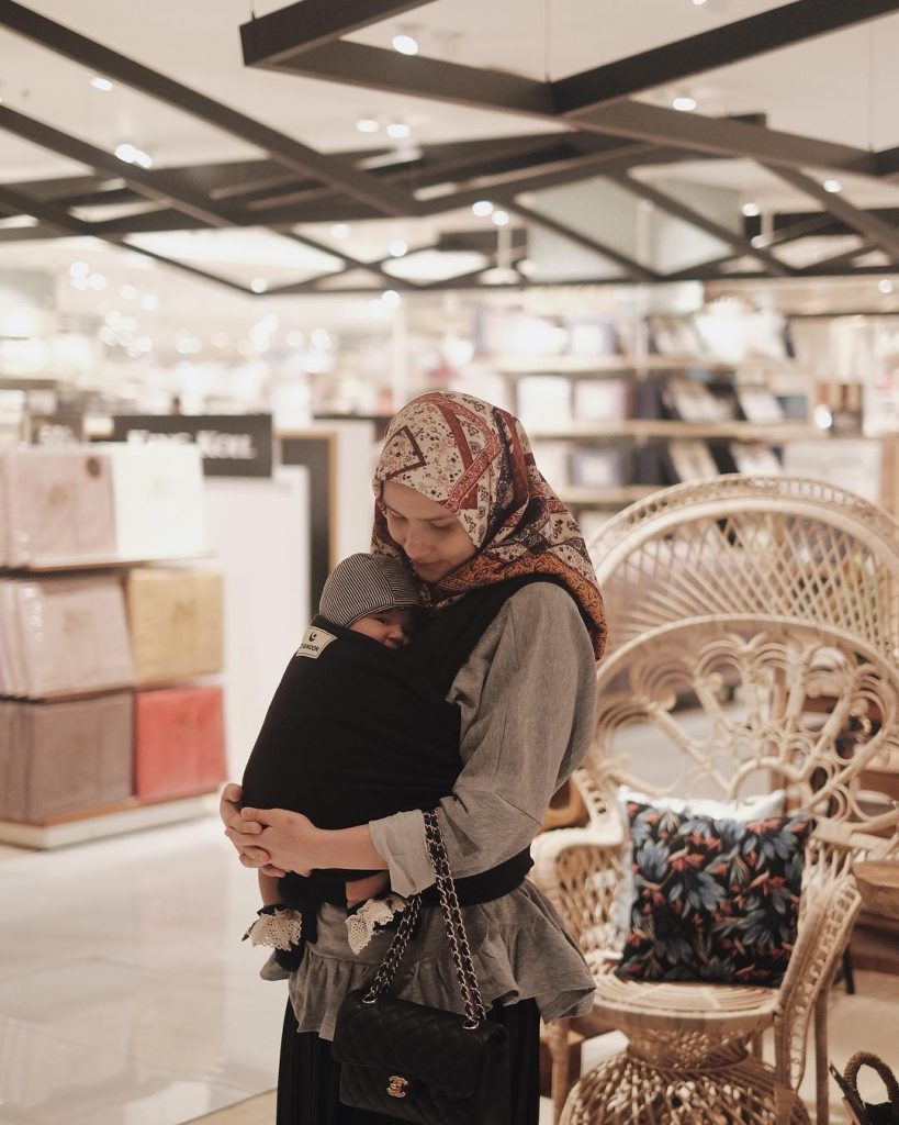 Parenting Influencer Indonesia Dwi Handayani