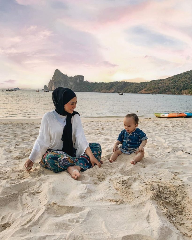Parenting Influencer Indonesia Rachel Vennya