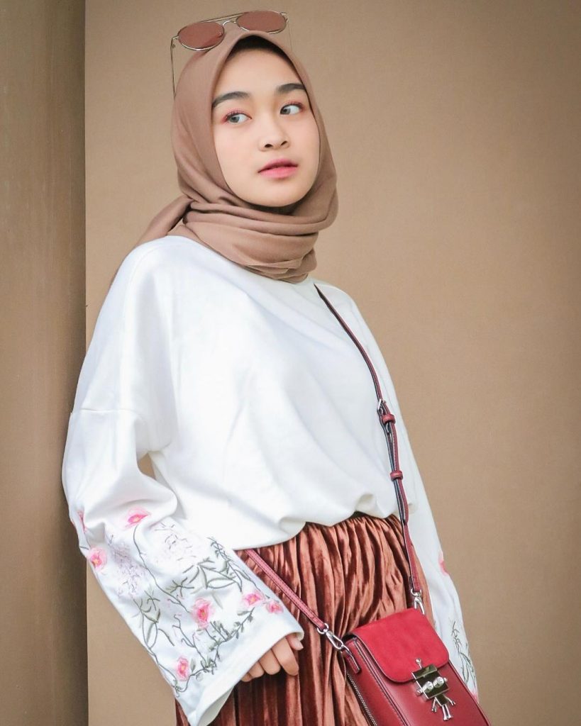 Selebgram Remaja Cantik Indonesia Diniyah Nurmala