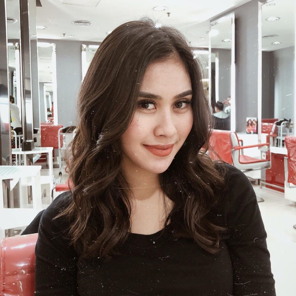 Top Influencer Indonesia Wanita Syahnaz Sadiqah