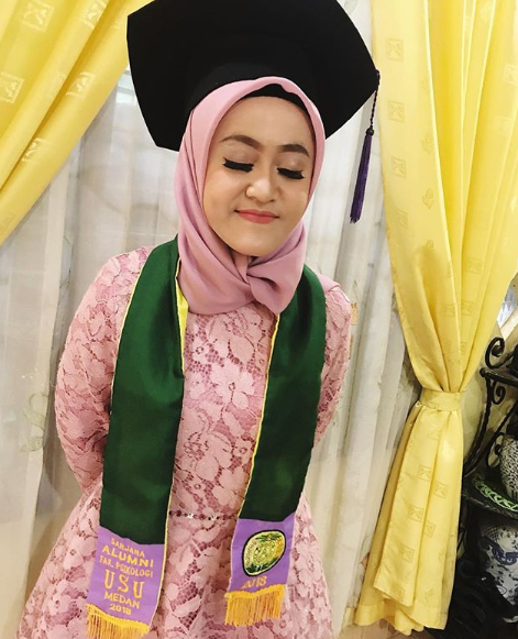 Make Up Artist Medan Chatrine Emmya