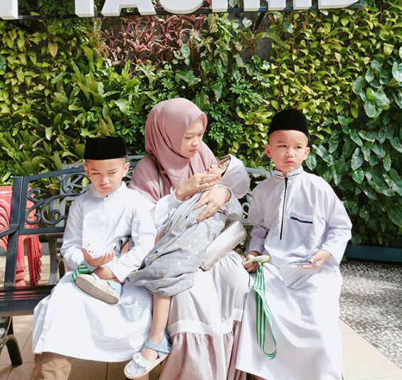 Mom Blogger Indonesia Ghaida Tsurayya