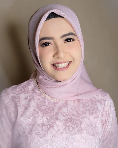 Make Up Artist Yogyakarta Midya Rasha