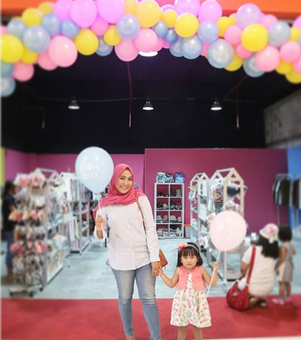 Mom Blogger Indonesia Nur Dalilah Putri