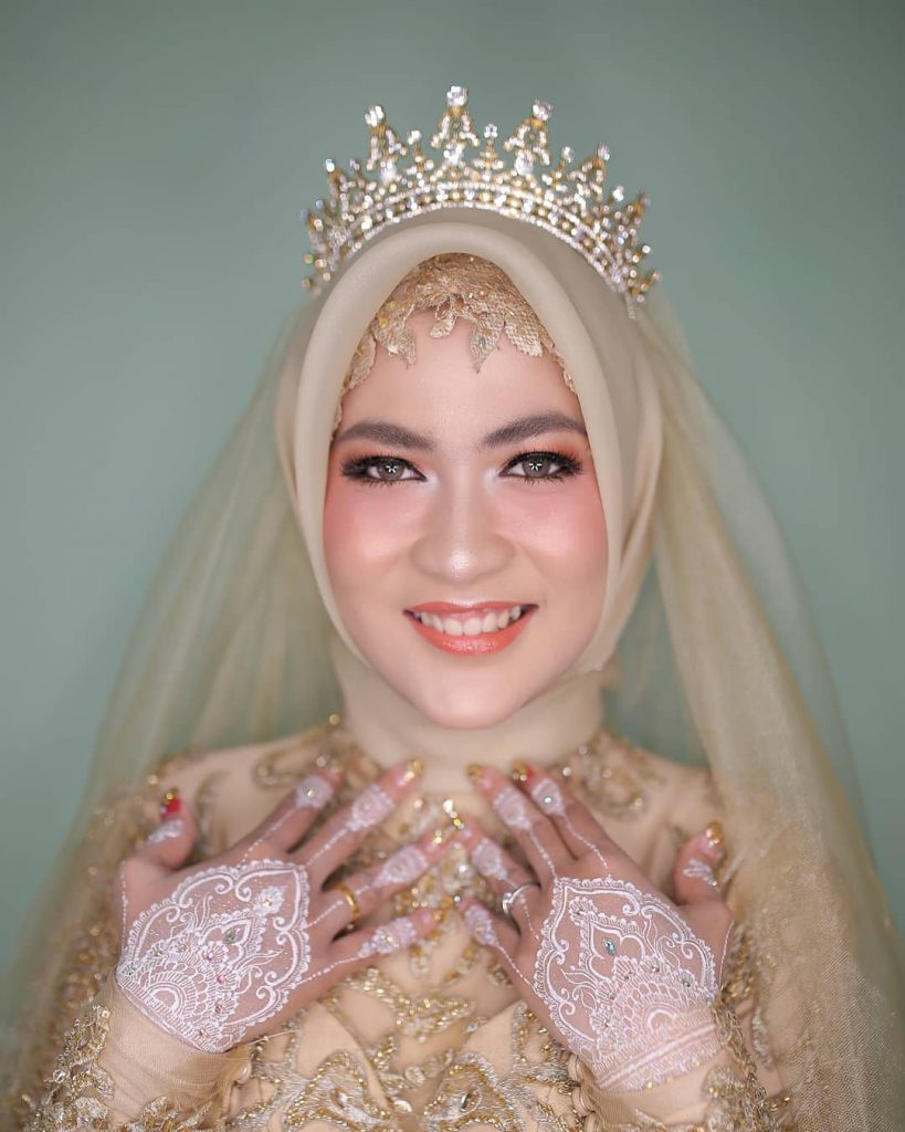 Make Up Artist Surabaya Elok Ayu