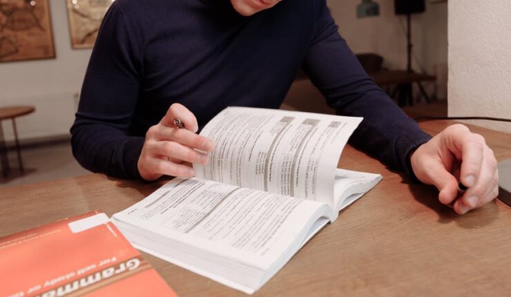 Beda Proofreade dan Editor