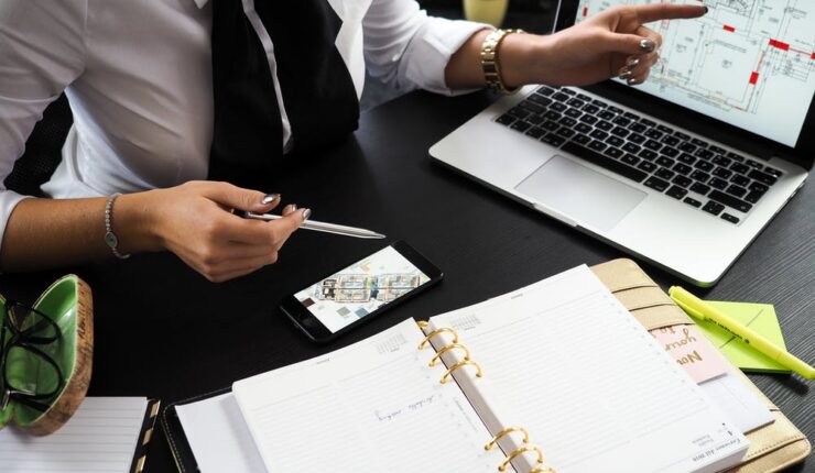 Konsisten dalam Membangun Portofolio dan Reputasi