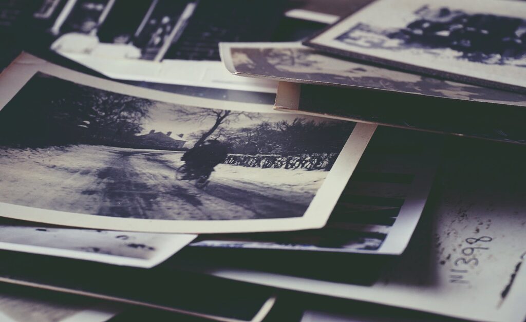 Menawarkan Jasa Reparasi Foto Jadul Menawarkan Jasa Reparasi Foto Jadul